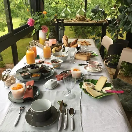 Bed & Breakfast Chambre De Madel